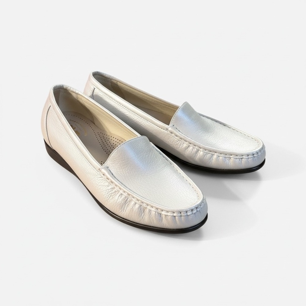 SAS‎ Simplify Moccasin Loafers Silver Cloud Leather Size 9 Wide New